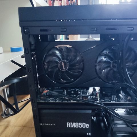 Gaming pc Ryzen 7 5700X,  intel Arc A750 8GB , Win11 pro