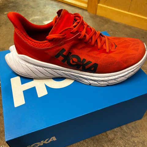 Hoka Carbon X2 str. 44 og 2/3