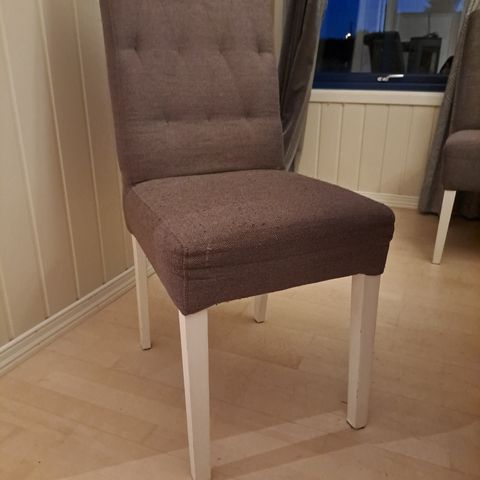 4 stoler og stolsofa fra Jakobsen Home dk