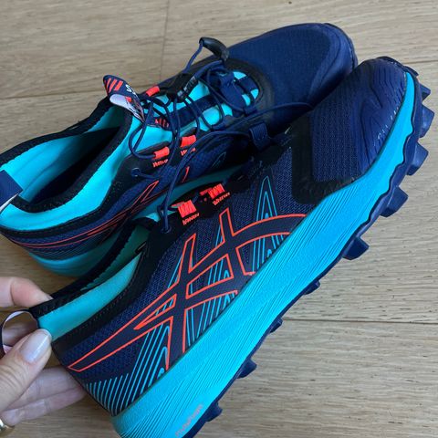 Asics terreng løpesko