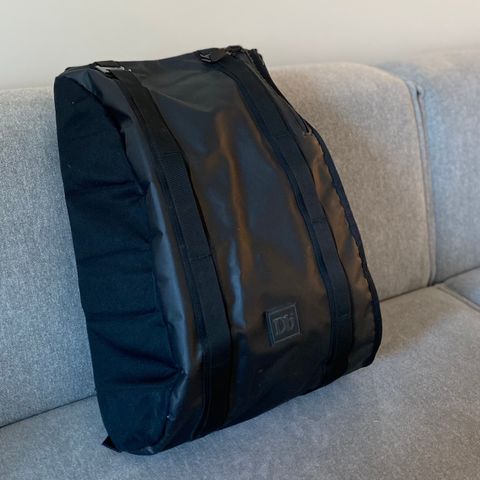 DB Hugger 15L