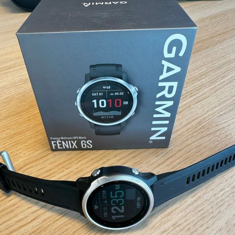 Garmin Fenix 6s - svært lite brukt, ny rem