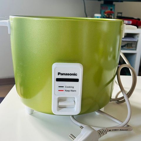 Automatic Rice Cooker-Warmer