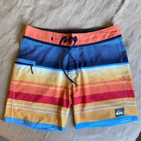 QUIKSILVER shorts str 28/XS