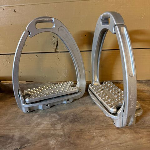 Venice Plus Evo Tech stirrups, aluminium