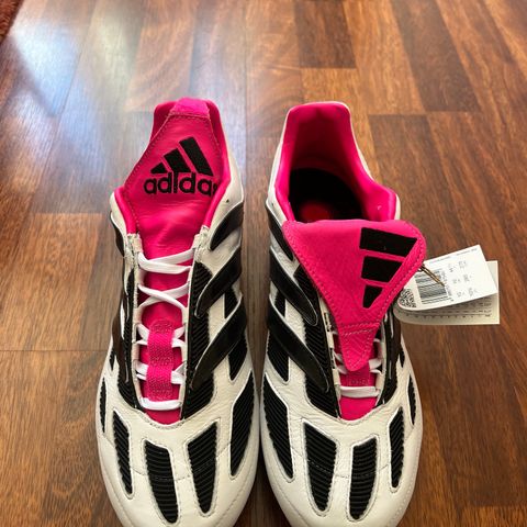 Adidas Predator Precision + FG Archive - Hvit/Sort/Rosa LIMITED EDITION