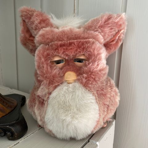 Original Furby (2005) i uvanlig farge. Fungerer!