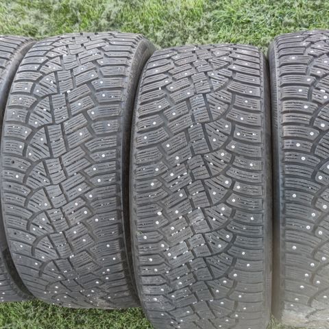 255/35R20 Continental vinterdekk piggdekk