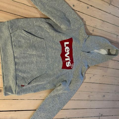 Levis hettegenser str 140