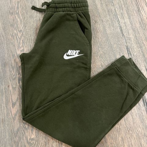 Nike joggebukse, kun brukt en gang