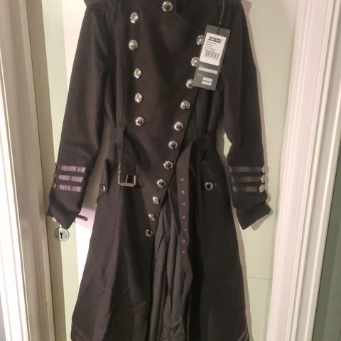 HELT NY! Goth/military jakke