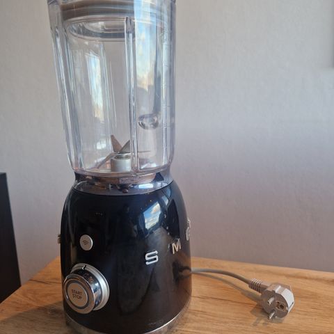 SMEG Blender