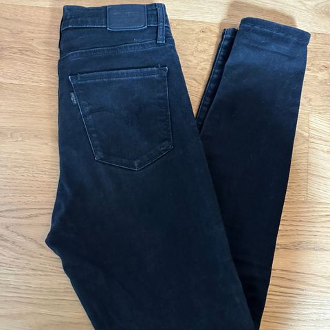 Levis 720 str 29/30