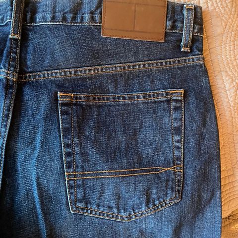 Tommy Hilfiger olabukse str w36 l32, lite brukt