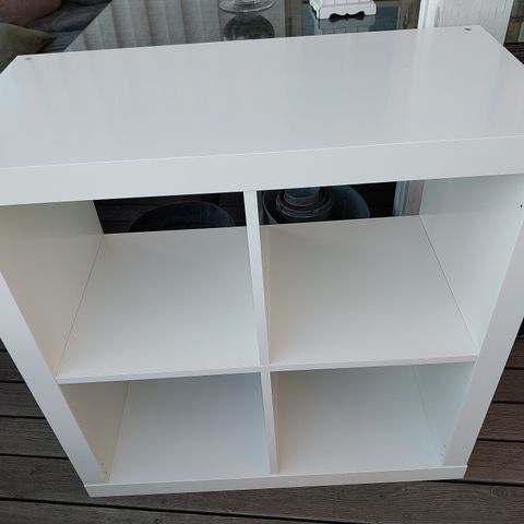 IKEA kallax 2x2 TOPP STAND