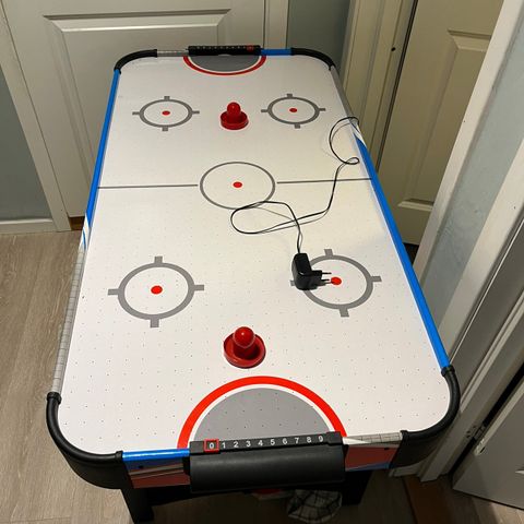 Air Hockey