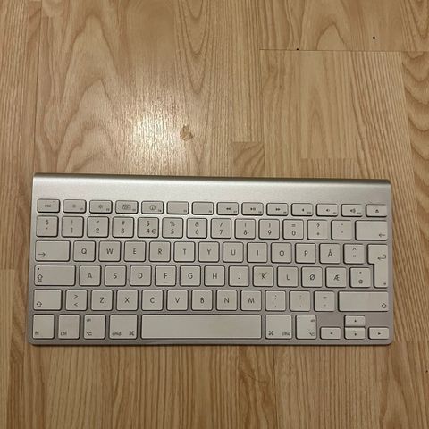 Apple - Magic Keyboard