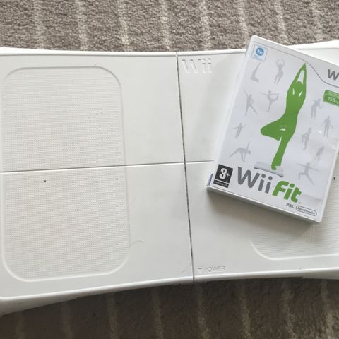 Wii fit selges