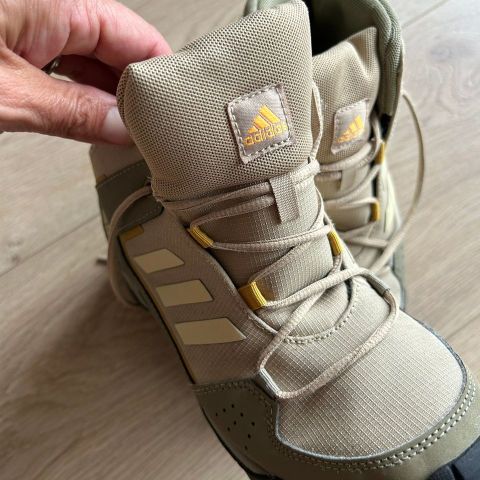 Adidas GTX str 36 overgangssko