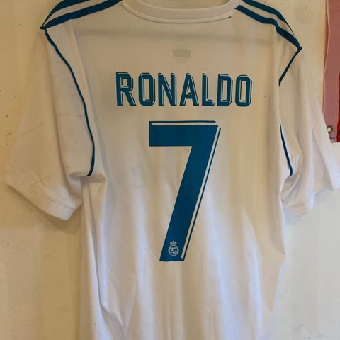 Ronaldo drakt