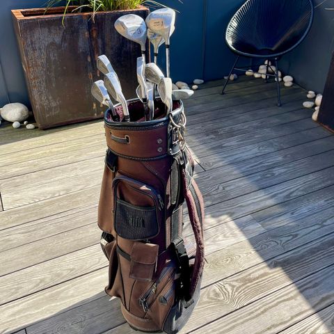 Knight golf sett bag og 11 køller