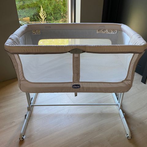 Bedside crib Chicco