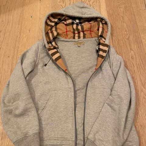 Burberry zip