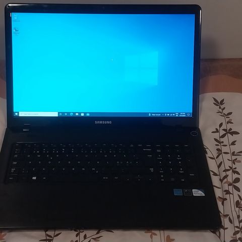 Samsung Notebook, HDD 500 GB, RAM 4 GB: Flawless