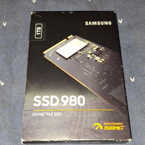 Tilstand Som NY M.2 SSD 980 1 TB Hastighet er 3500