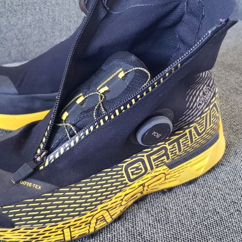 Nesten helt nye La sportiva løpesko med Goretex .Str. Euro 41.5