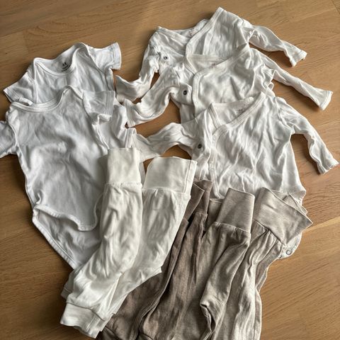 Basic beige klespakke /62 H&M /10 pieces