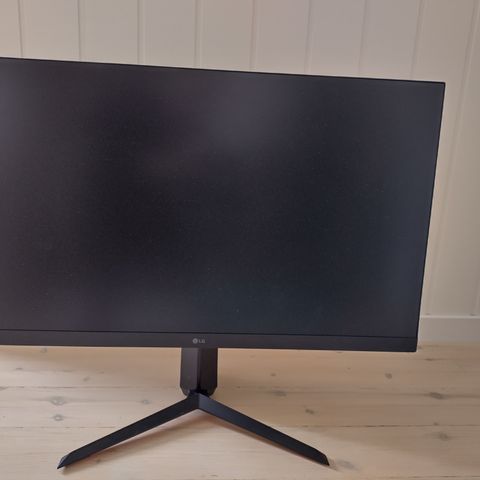 LG 32" 1440p skjerm, 165hz