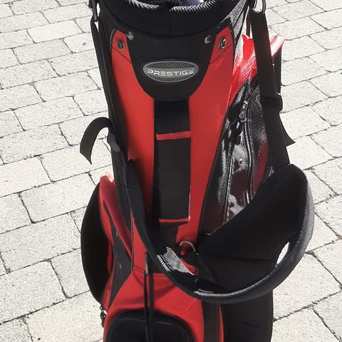 Golfbag med køller selges billig