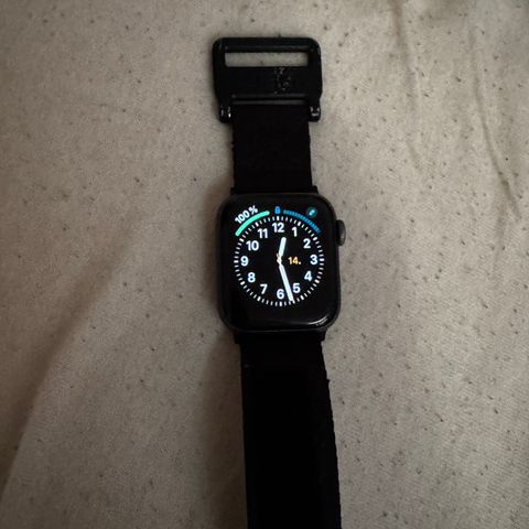 Apple Watch SE