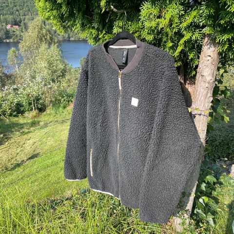 Johaug fleece jakke str xl ⭐️