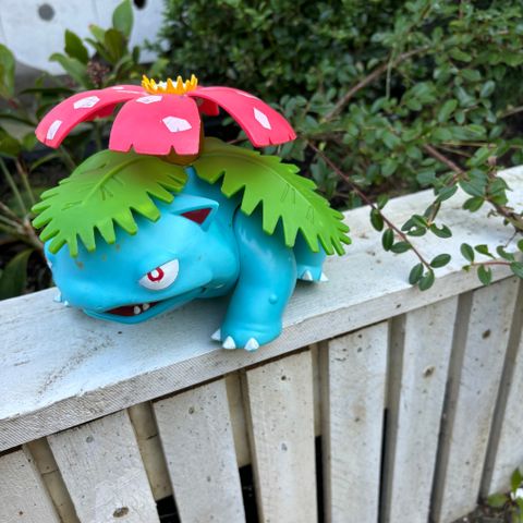 Venusaur pokemon stor leke