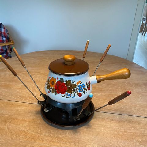 Vintage Retro fonduesett fra 70-tallet