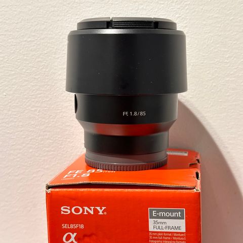 Sony 85mm f1,8