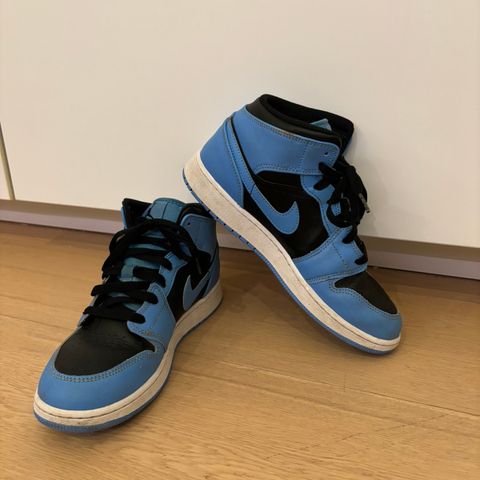 Air Jordan 1 Blå