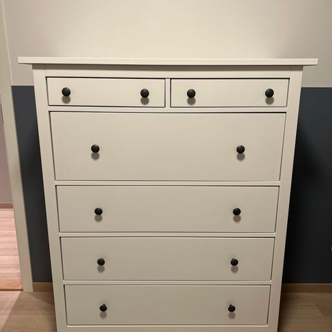 IKEA Hemnes kommode i høyglans