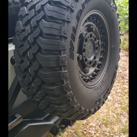 35x12.5x17 Falken M/T 5stk