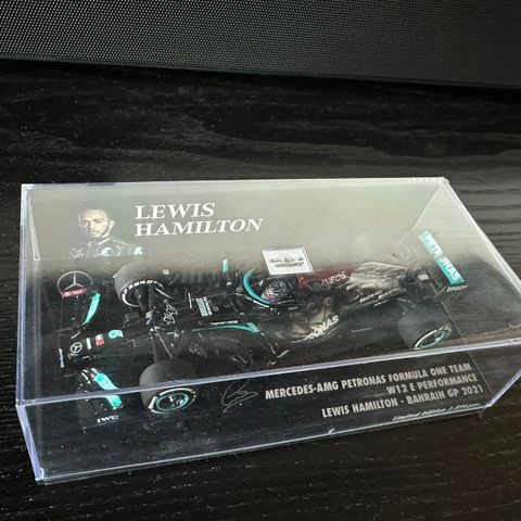 Mercedes F1 1:43 Minichamps