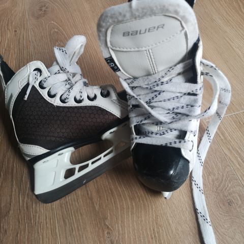 Bauer hockey skøyter str 26