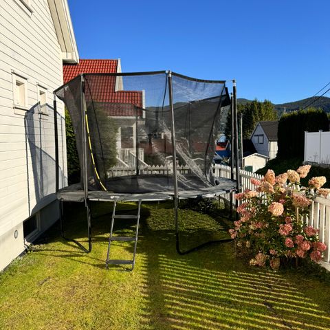 North Trampoline