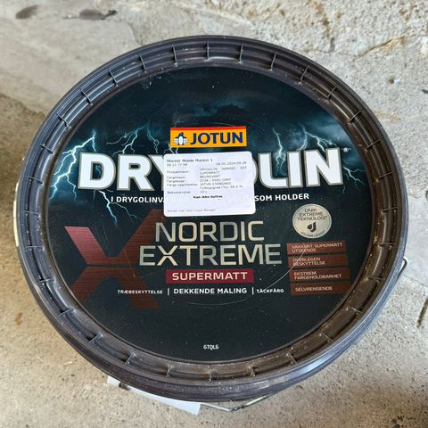 Jotun Drygolin Brunsvart supermatt ca 9 liter.