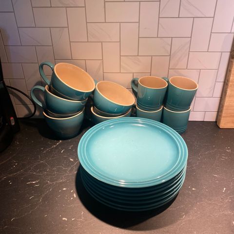 Le creuset servise caribbean