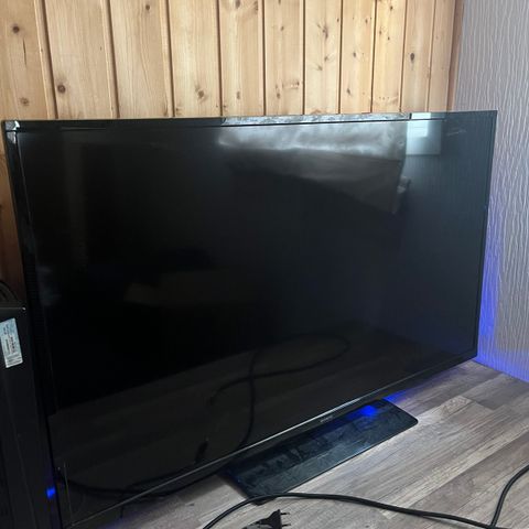 50" TV