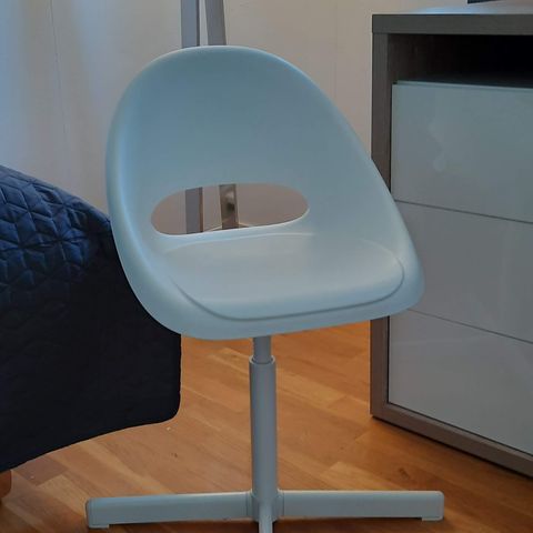 Ikea kontorstol for children