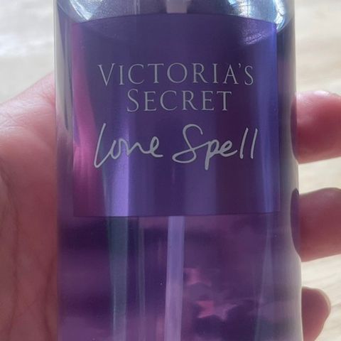 Victoria’s Secret Love Spell Fragrance Mist 250ml