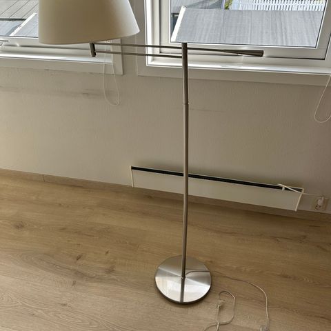 Gulv lampe